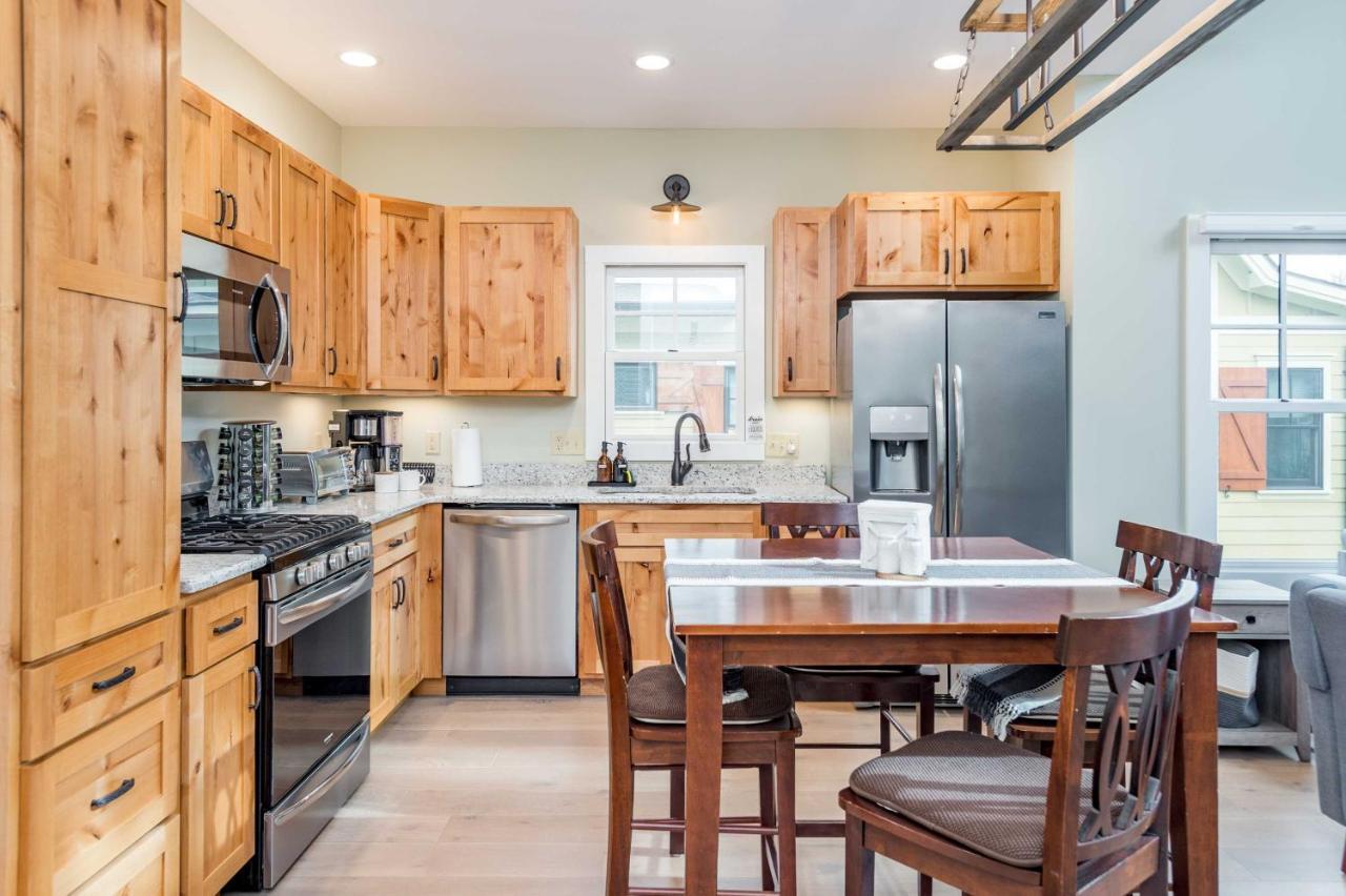 Cullowhee Home With Game Room, Wraparound Decks エクステリア 写真